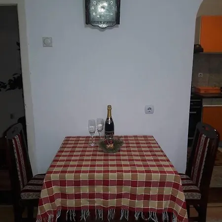 Lenka * 索科矿泉村